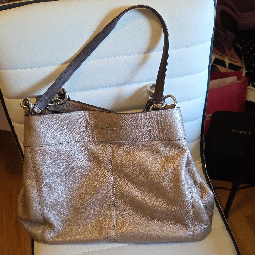 Coach Leather Shoulder Bag